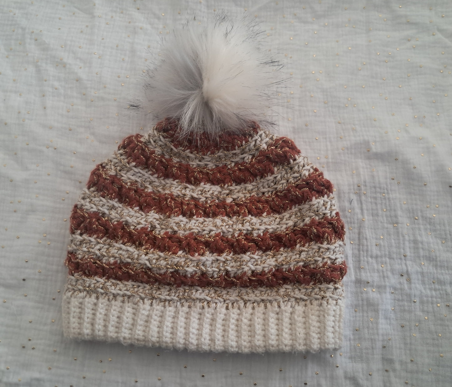 Bonnet Montagnard en acrylique doux - bonnet hiver chaud fait main - bébé, enfant & adulte | Uni